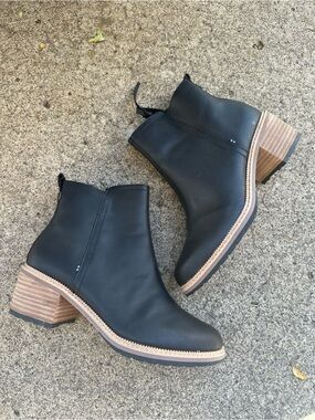 Toms Womens Marina Bootie size 8.5
